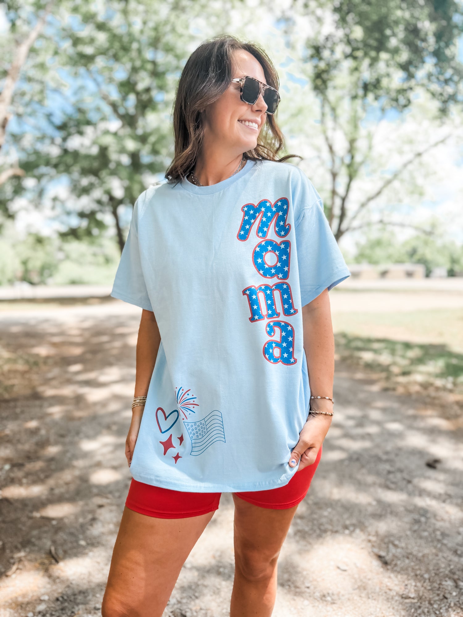 Patriotic Mama with icons